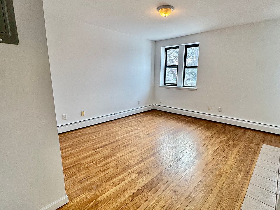 1st image of 133 Hillside Pl Suite 2