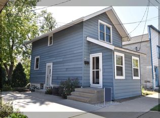 729 W Saint Paul Ave, Waukesha, WI 53188