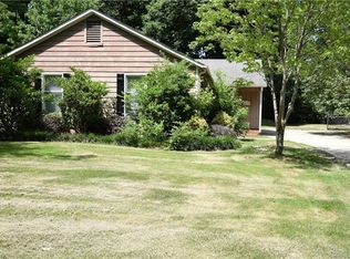 8325 Barncliff Rd, Charlotte, NC 28227