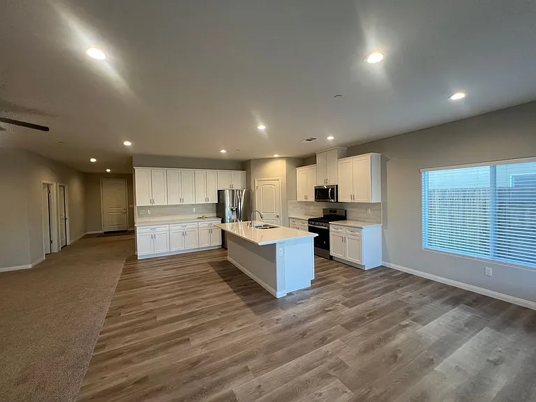 8311 Jean Anne St — Photo 3