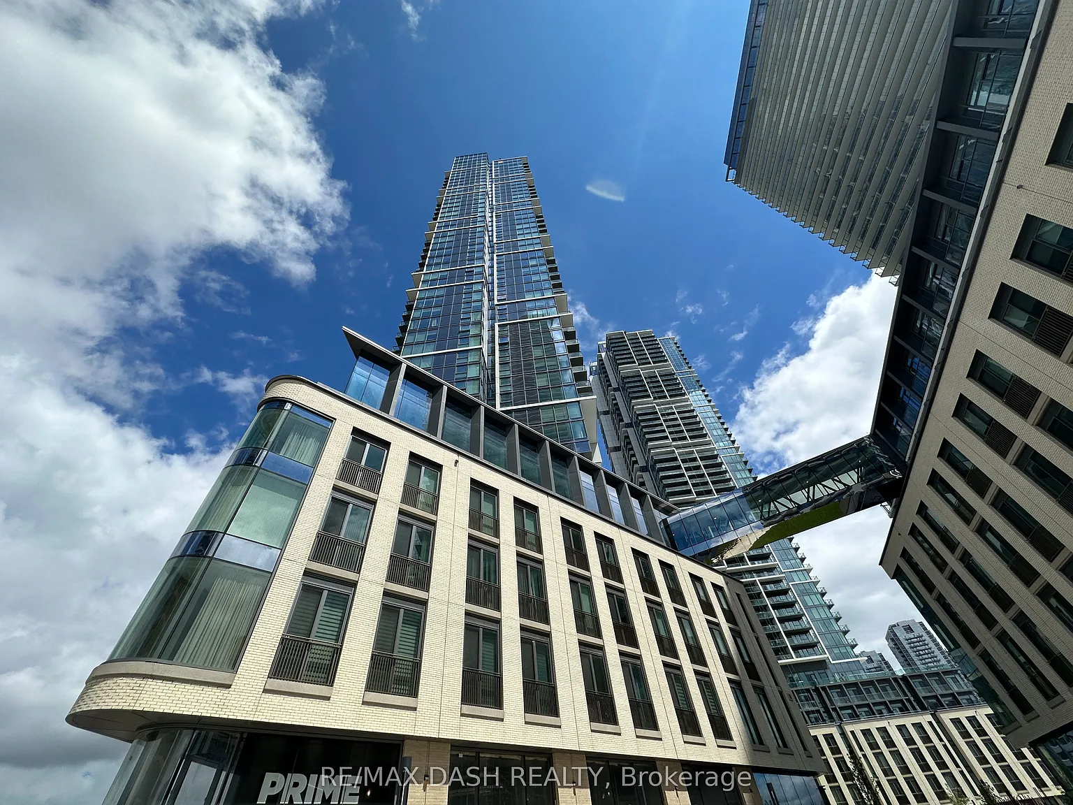 2 bed, $2,450 — Photo 2