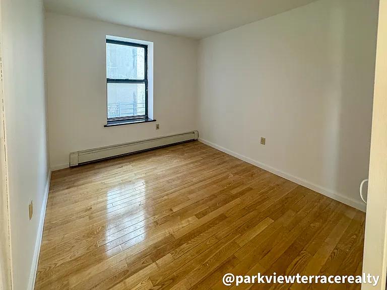 556 Dahill Rd #3F — Photo 4