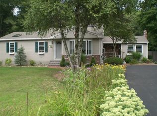 41 Queens Brook Rd, Pembroke, MA 02359