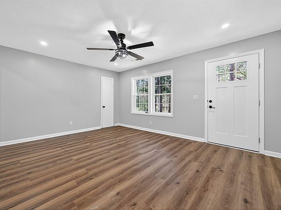 5th image of 785 E River Rd