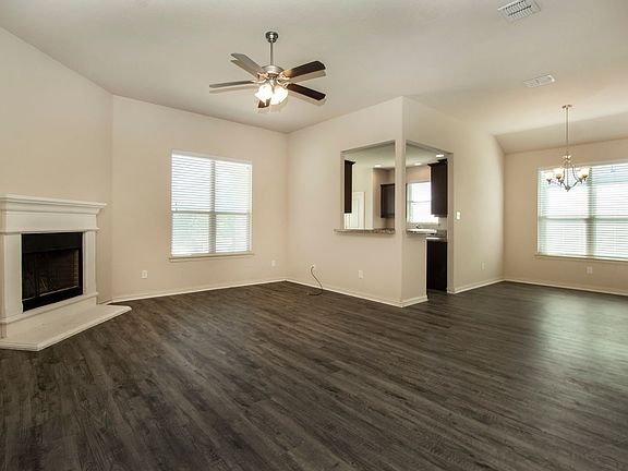 3rd image of 3705 Caladium Ln