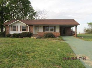 355 Grove St, Barnesville, GA 30204