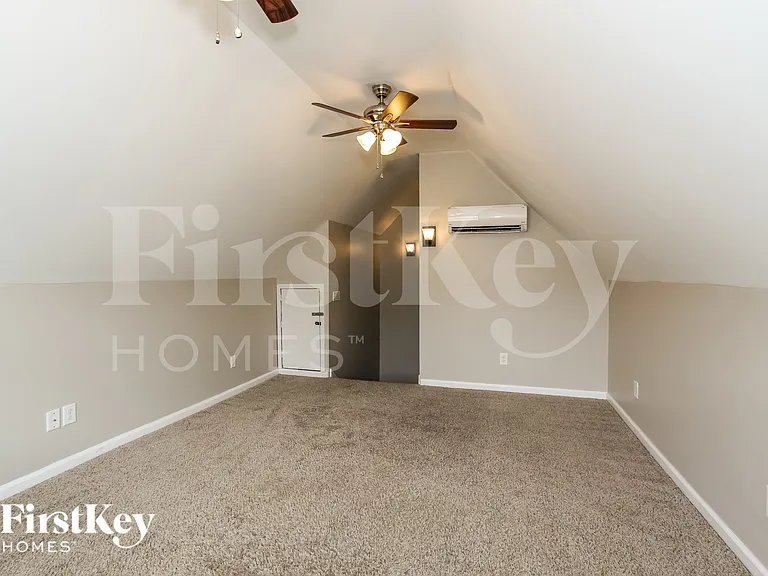 1260 Sierra Ct — Photo 14
