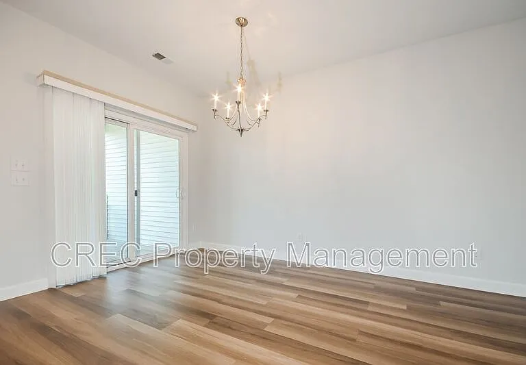 603 McLernon Trce — Photo 25