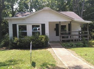 507 S Maple St, Dallas, NC 28034