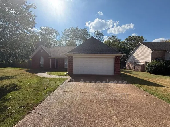 70 Clear Springs Dr, Oakland, TN 38060