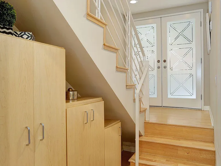 1235 Yale St #2 — Photo 18