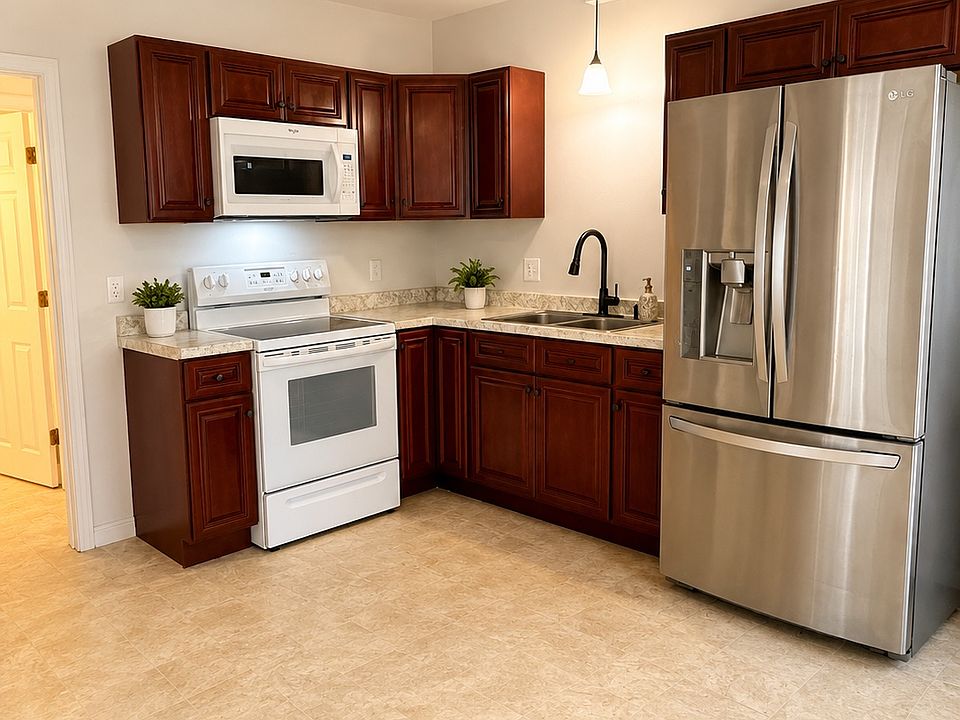 1st image of 7 Trent St #1