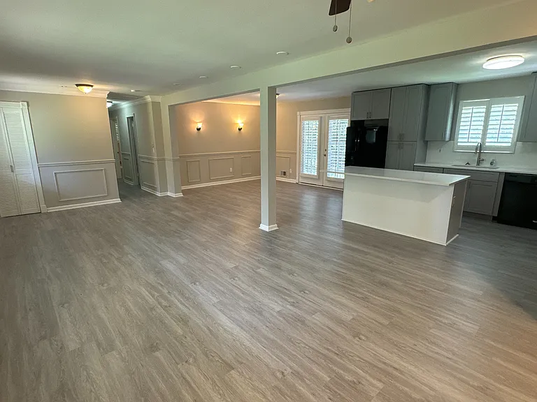 1540 Mercer Way — Photo 9