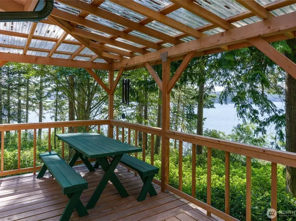 304 Frances Lane, Lopez Island, WA 98261