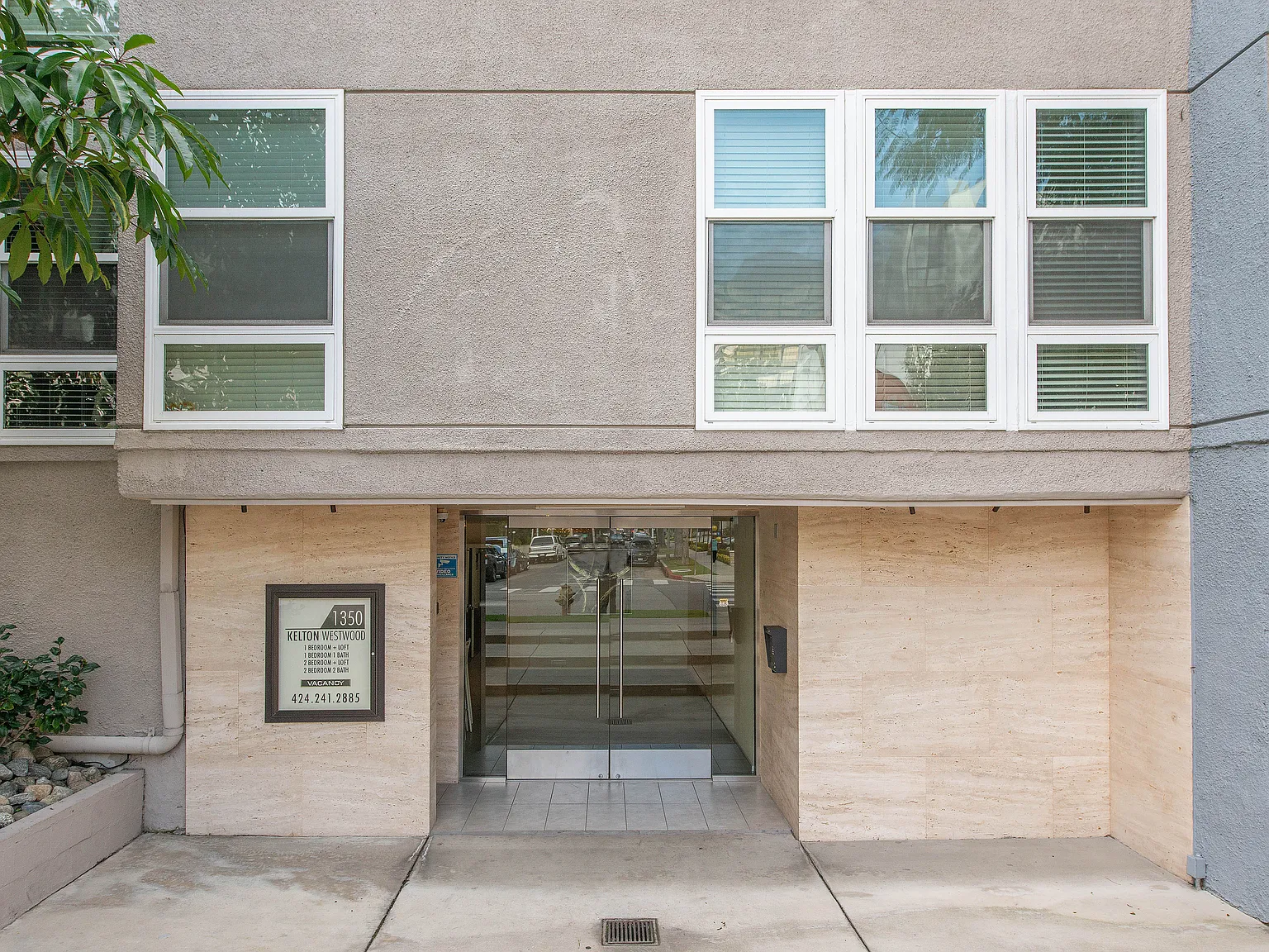 The Kelton Apartments — Photo 3