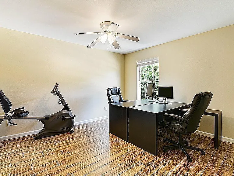 361 N Post Oak Ln #241 — Photo 10