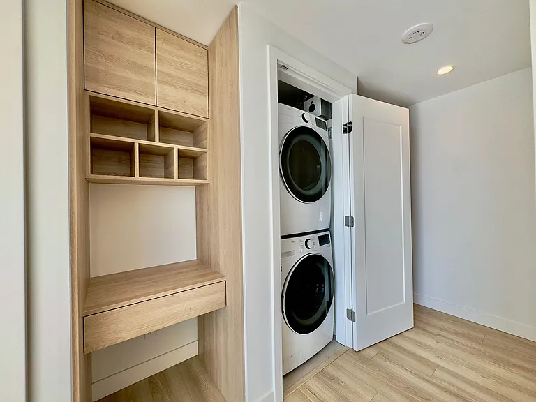 2381 Beta Ave #1708 — Photo 4