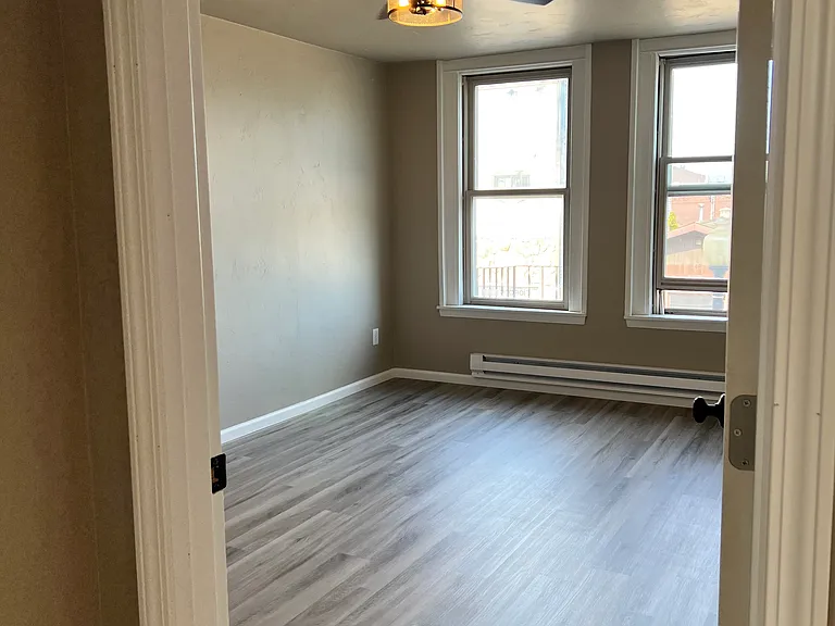 743 Wisconsin Ave #A — Photo 9