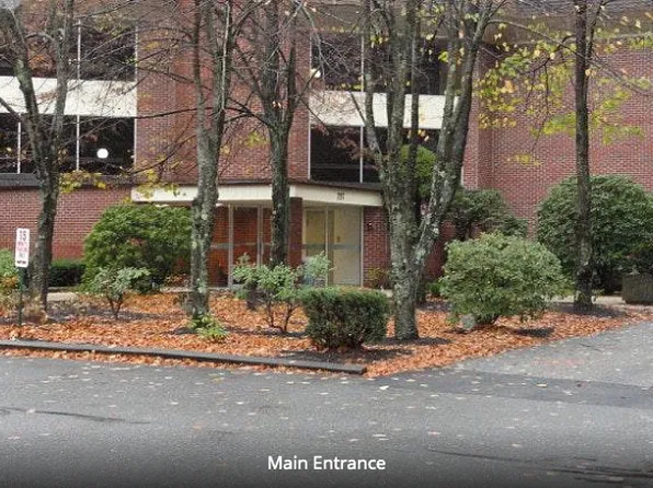 757 Main St APT 32, South Portland, ME 04106
