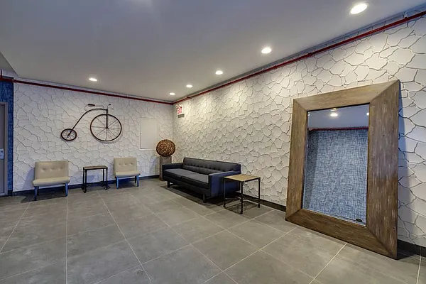 Rented by Bold New York | media 15