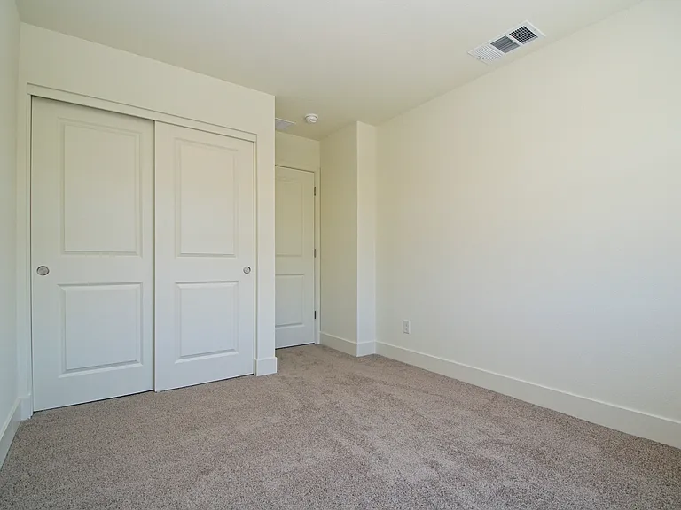 1636 Prancer St — Photo 14