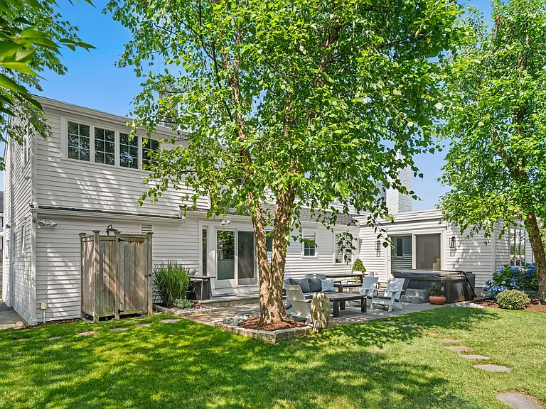 108 Harbor Rd — Photo 30