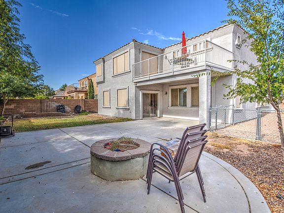 4th image of 641 E Saddle Way
