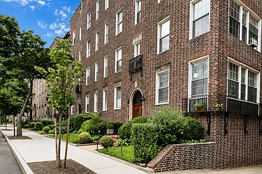 37-22 85th Street