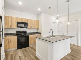 800 Highway 6 S #1411, Houston, TX 77079