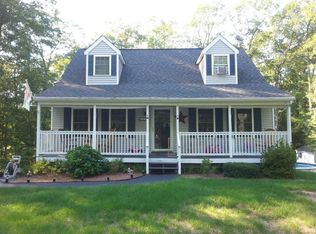 27 Town Farm Rd, Brookfield, MA 01506