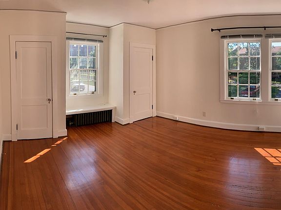 5th image of 219 S Princeton Cir #2