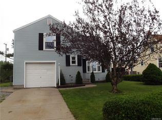 17 White Rd, Cheektowaga, NY 14225