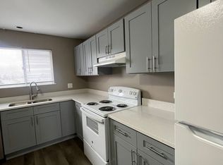 2234 W Nichols Rd #D, Arlington Heights, IL 60004