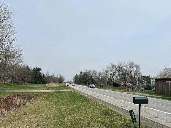 5th image of 5980 S Custer Rd
