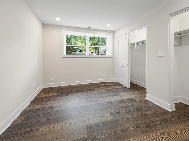 3227 W Belden Ave #G — Photo 17