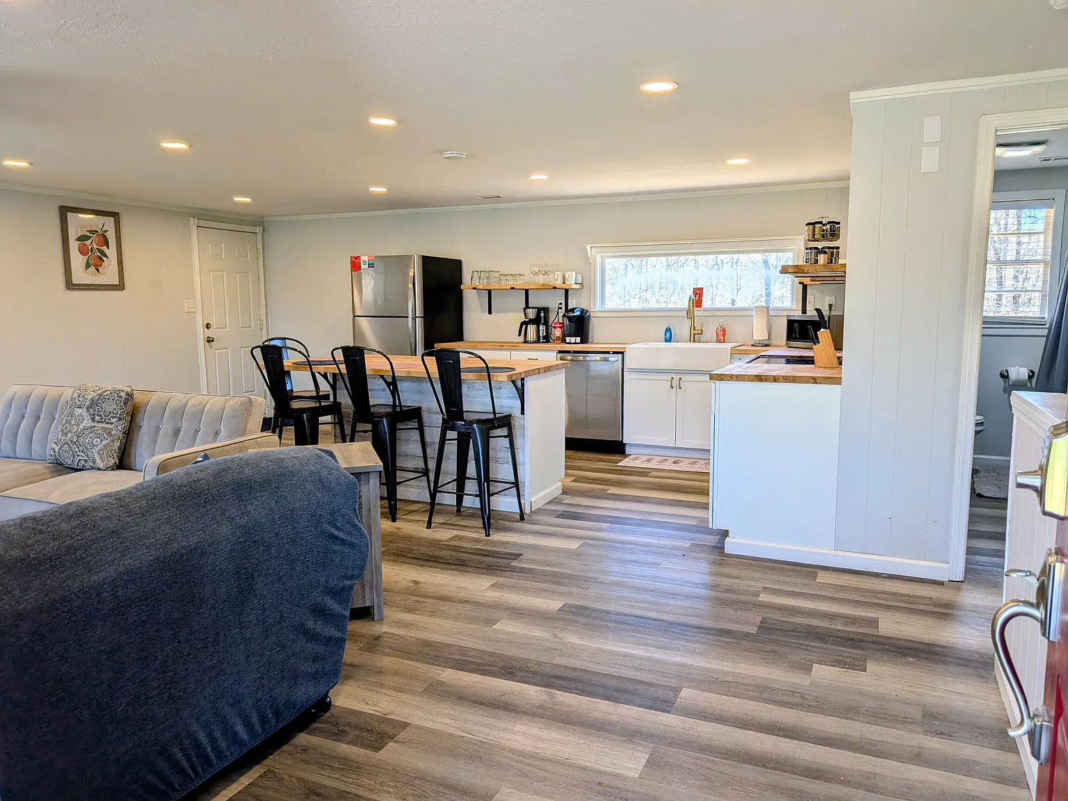 1684 Rockford Creek Rd — Photo 4
