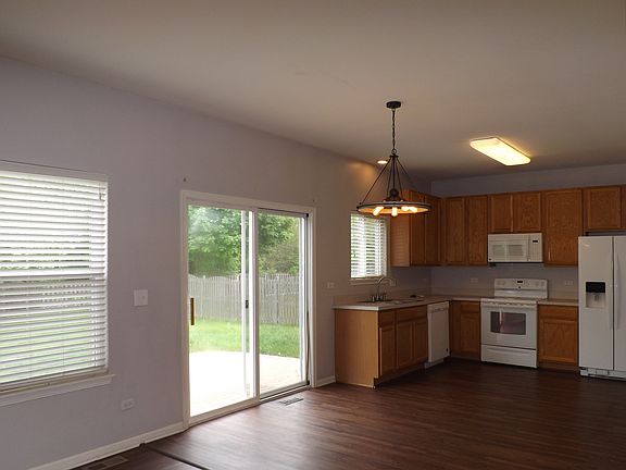 4th image of 5635 Savoy Dr