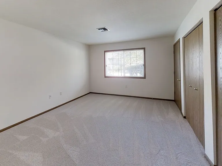 N86W14304 Fond Du Lac Ave #14304 — Photo 7