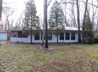 118 Parkway Dr, Browns Mills, NJ 08015