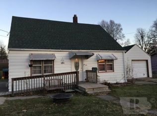 219 N Dewey St, Osceola, IA 50213