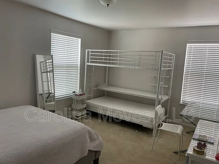 204 Barbours Ln — Photo 17