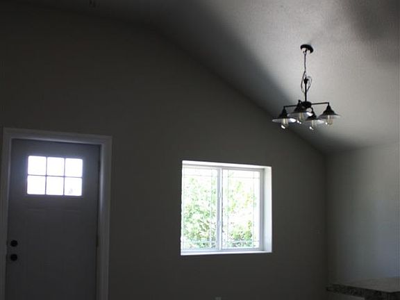 3rd image of 158 W Lewis St
