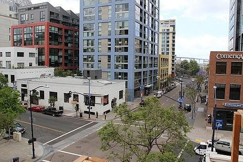 5th image of 405-452 468th Ave #405