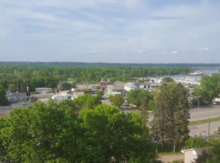 1614 W 4th St, Red Wing, MN 55066