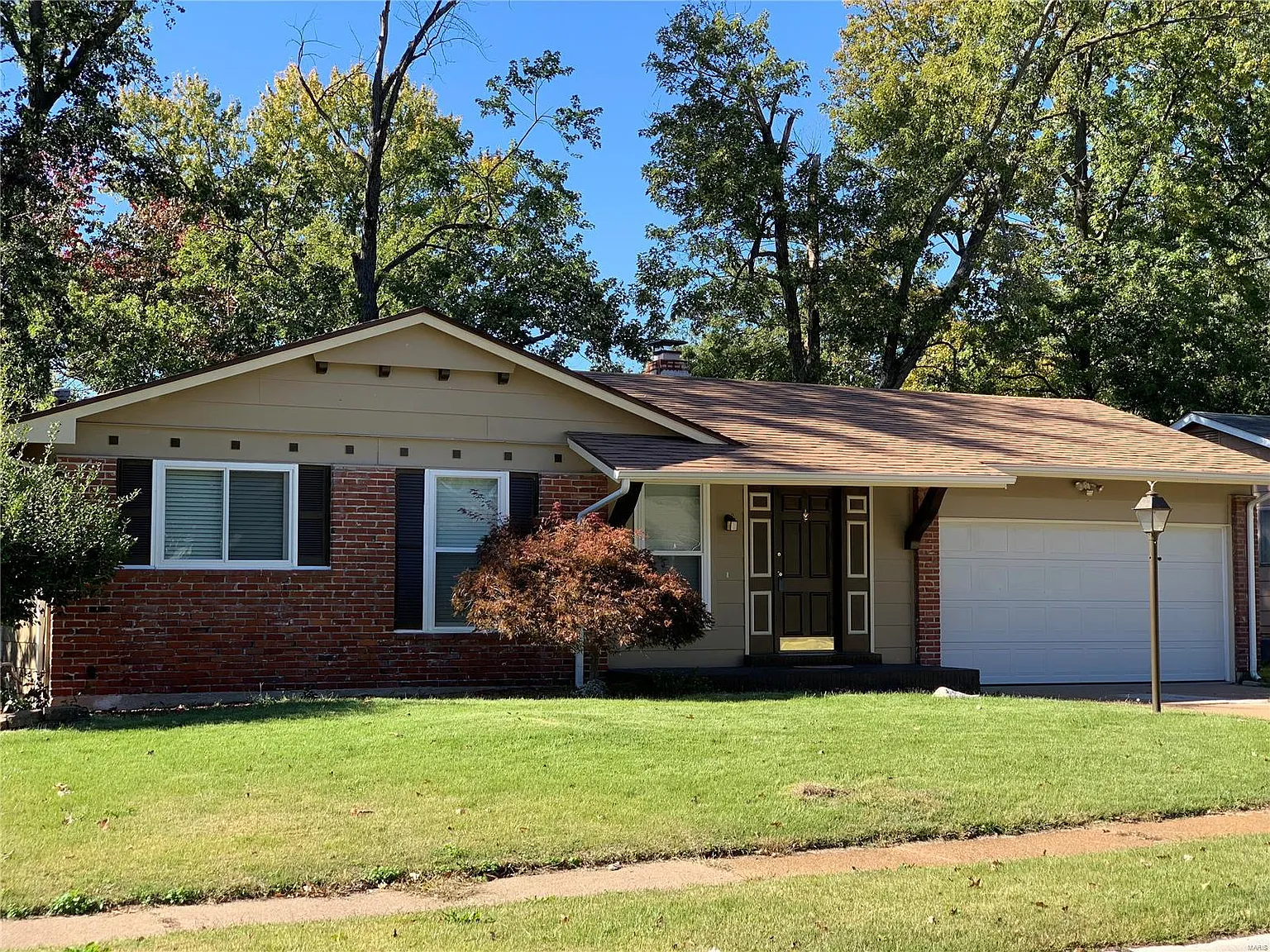 1563 Kew Gardens Dr photo 1