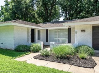 1108 Bronco Ln, Springdale, AR 72762