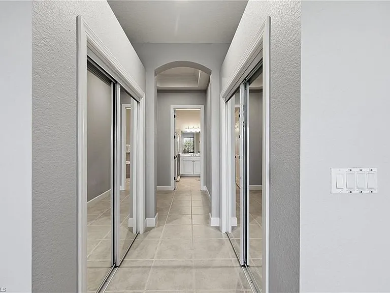 9024 Maverick Ct — Photo 20