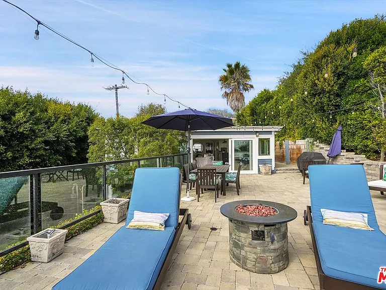 3966 Las Flores Canyon Rd — Photo 13