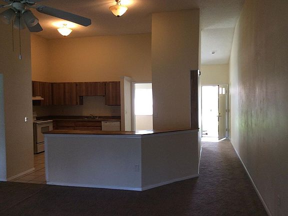 5th image of 3237 Laurel Dale Dr