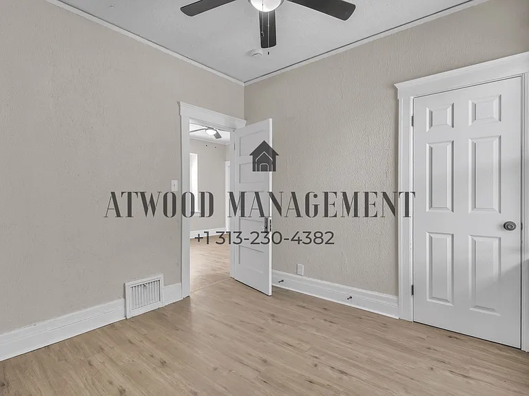 6439 Fischer Ave — Photo 13
